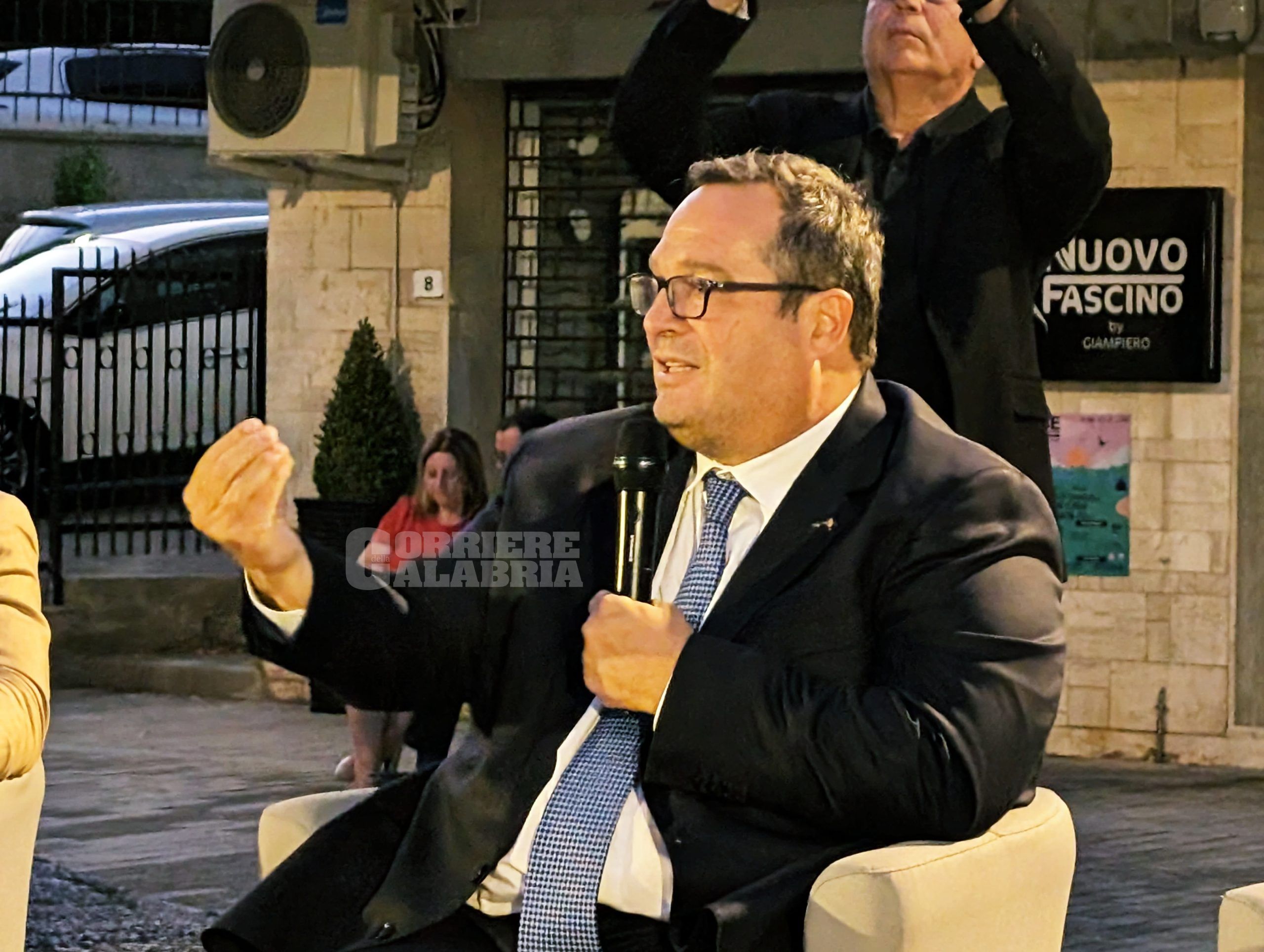 «Abolire il Click Day e favorire incontro domanda-offerta nel mondo agricolo»