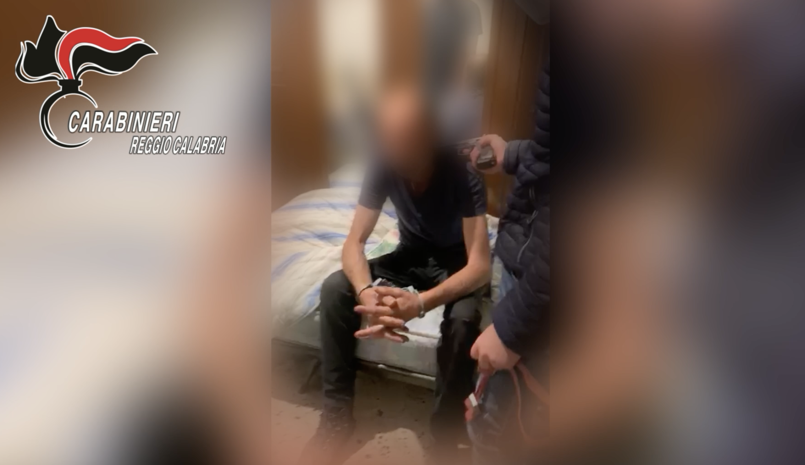 Ammanettato e minacciato con la pistola: l’inferno delle vittime della banda del terrore a Gioia Tauro – VIDEO