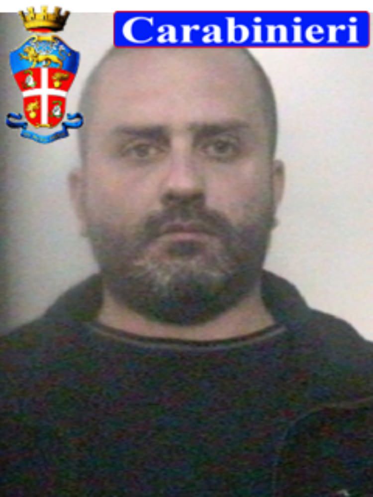 Cinquefrondi, sequestrate armi in un rudere