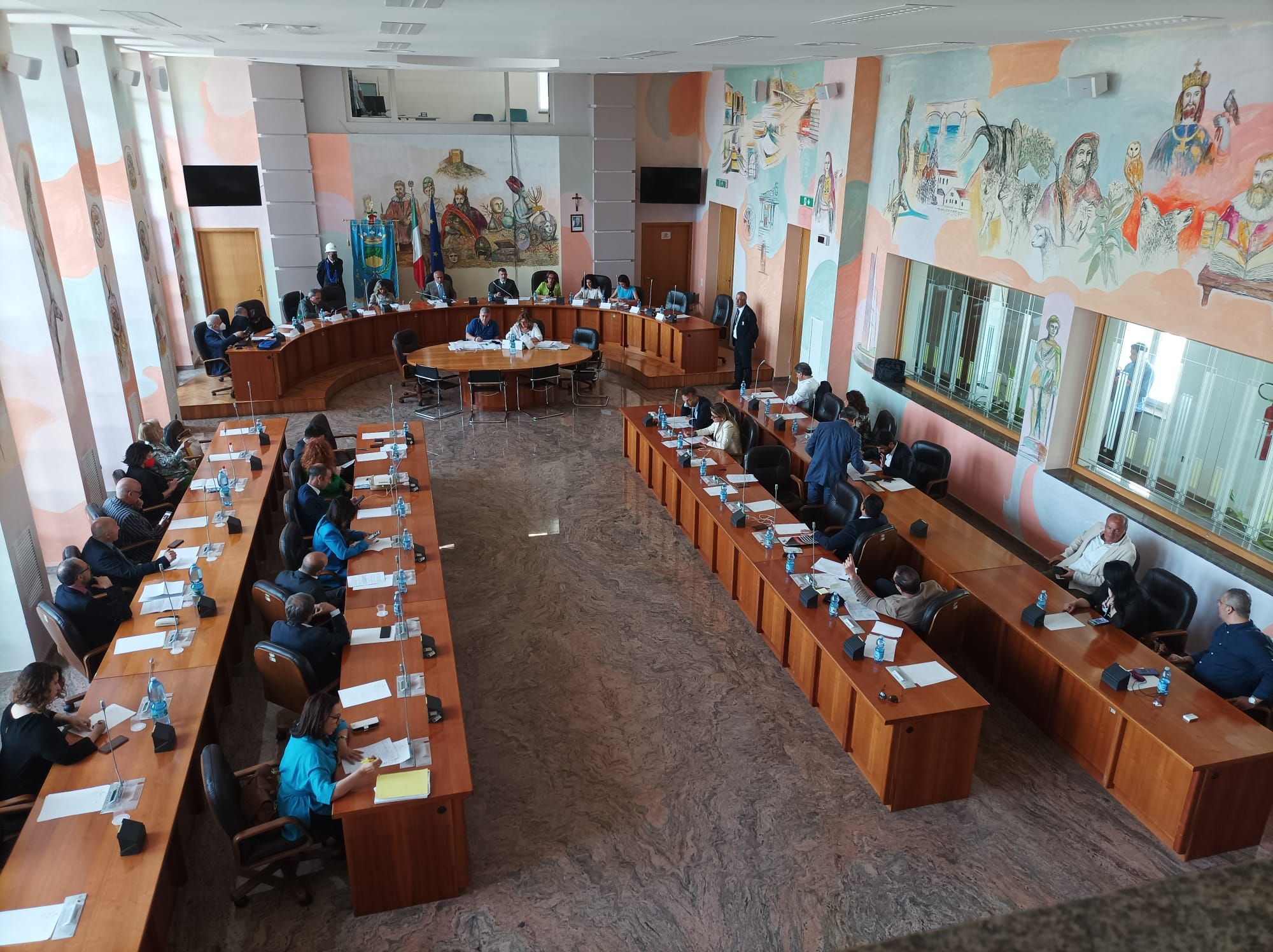 Ospedale di Cosenza, il Consiglio comunale dice sì a Vaglio Lise