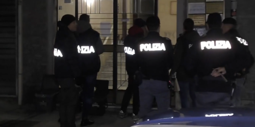 immigrazione cosenza arresti polizia