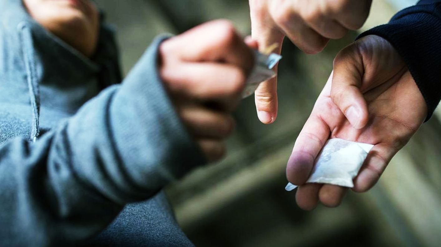 ‘Ndrangheta e il “capodanno della cocaina”: l’impero della droga gestito come un’azienda dalle cosche