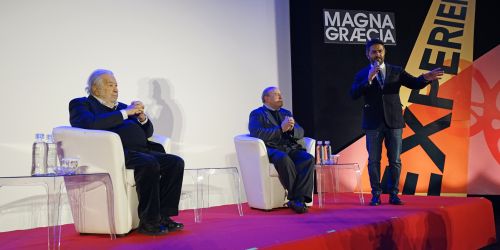 pupi avati catanzaro magna graecia