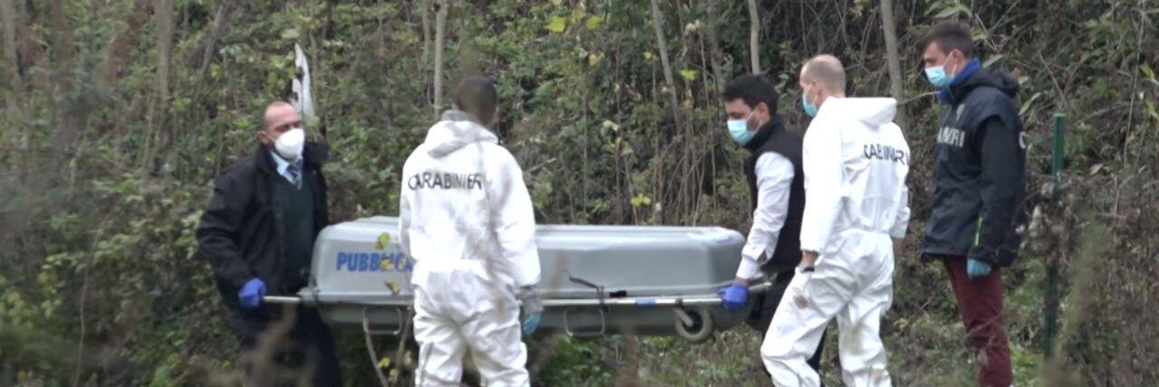 Uccise i genitori dell’ex e li fece a pezzi, condannata a 30 anni