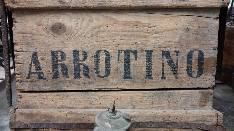 «È arrivato l’arrotino»