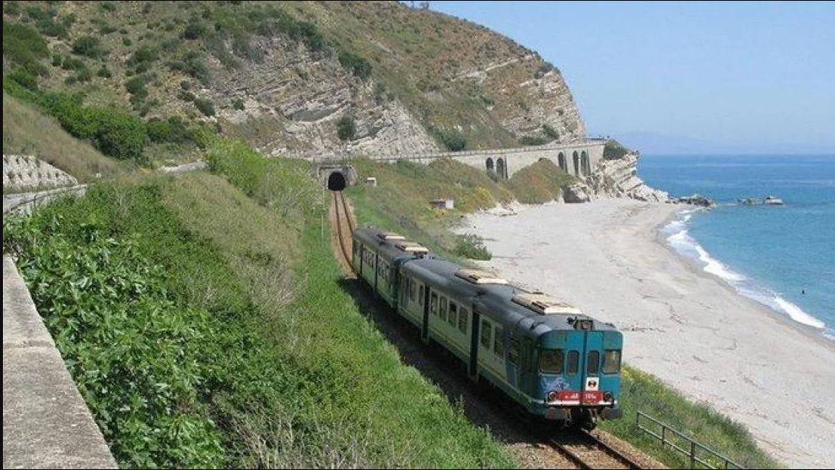 Trasporto ferroviario, Bruno Bossio e Dorato: «Con Salvini in Calabria soli passi indietro»