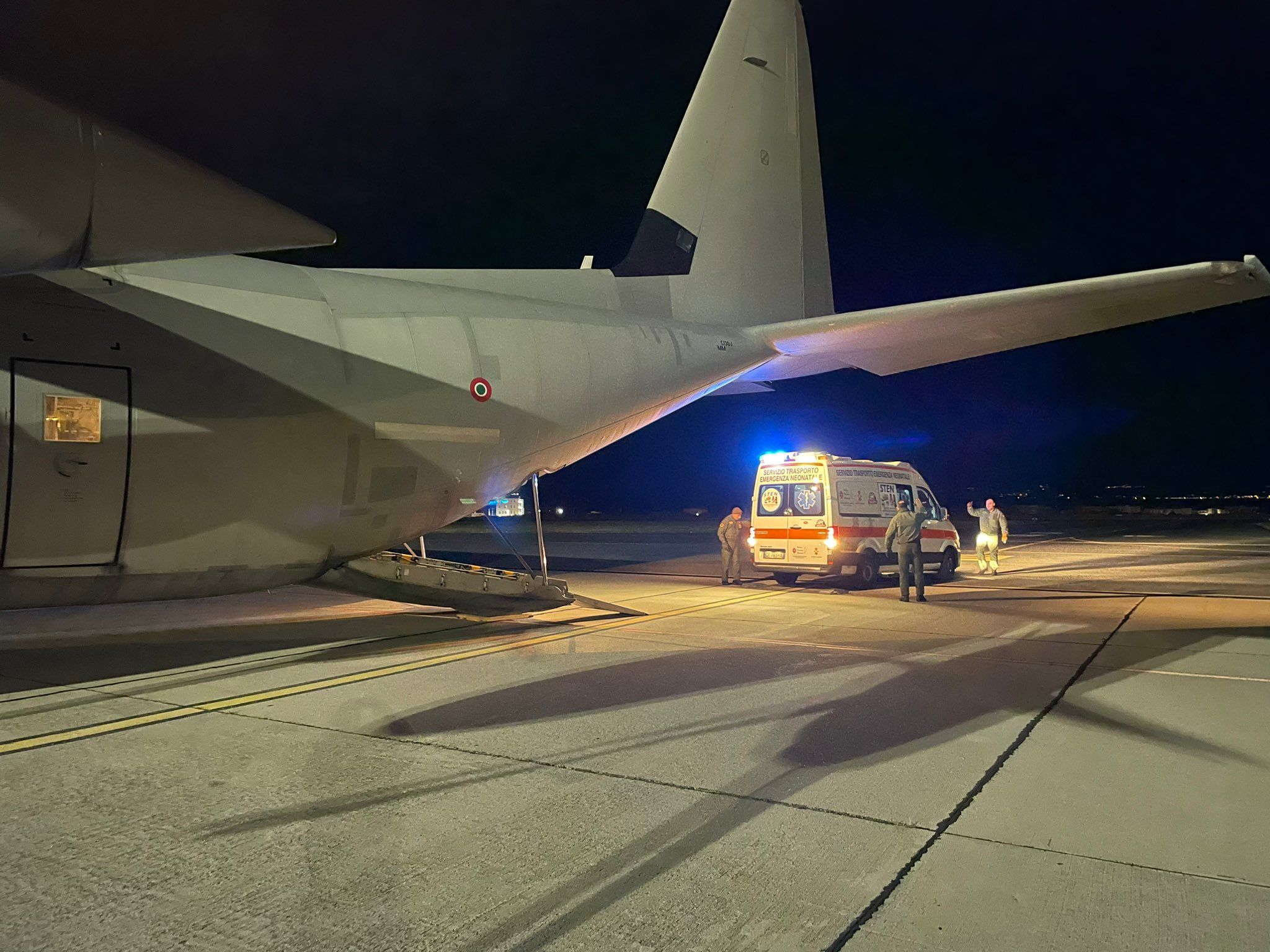 Neonato in pericolo di vita, trasporto d’urgenza da Reggio Calabria a Roma