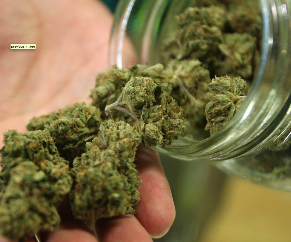 Sorpresi con 2 chili di marijuana, arrestata coppia