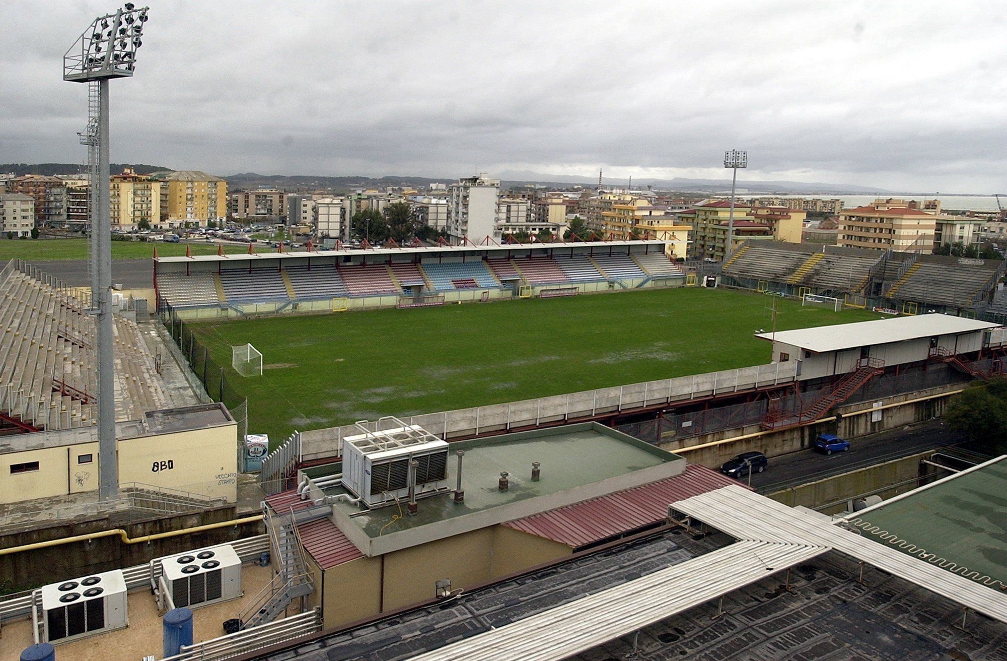 Crotone, per lo "Scida" 100mila euro annui