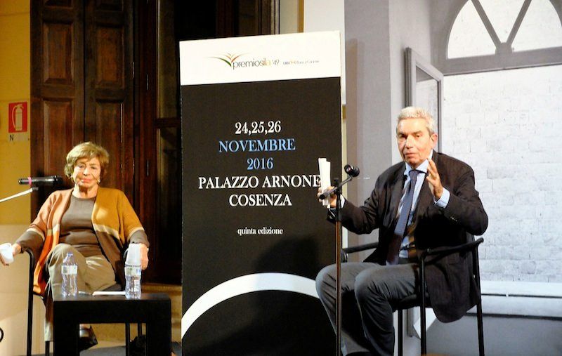 Premio Sila, Padellaro e Castellina: «La sinistra? È messa male»