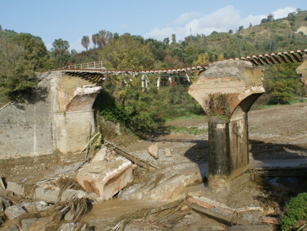 Guccione: «Attivare una politica seria di tutela del suolo»