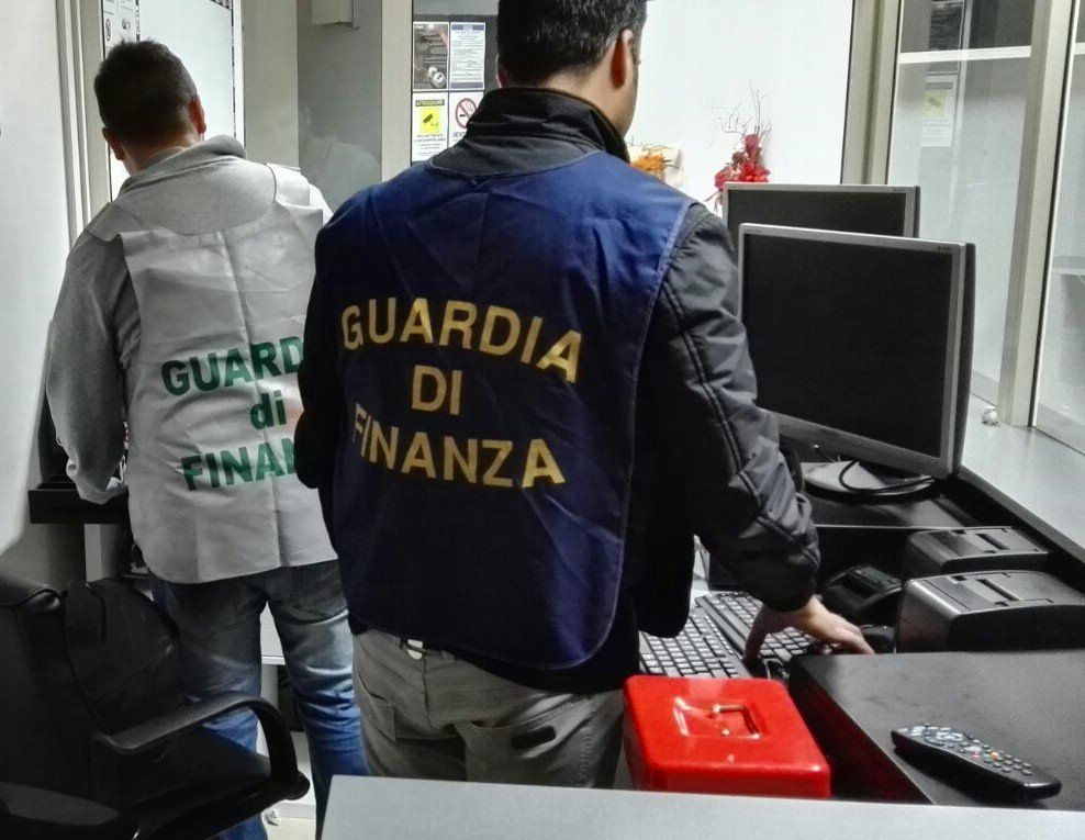 Scoperto centro scommesse illegale nel Cosentino