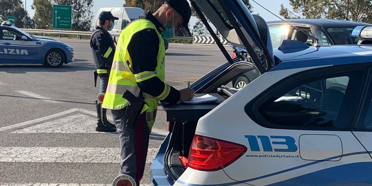 Maxi sequestro di cocaina sull’A2: arrestati due corrieri con 60 chili