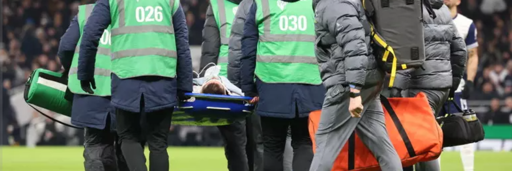 Paura per Bentancur, sviene in campo durante Tottenham-Liverpool