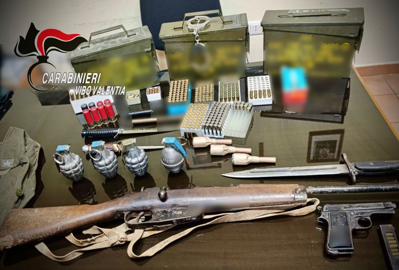 Pistola, fucile e granate nascoste a Zungri: arrestato un 77enne – VIDEO