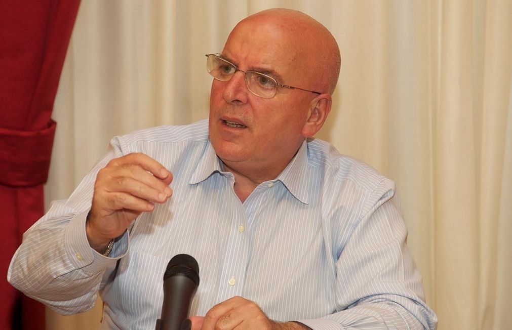 L'ultima mossa di Oliverio: una montagna di telegrammi per convincere Zingaretti