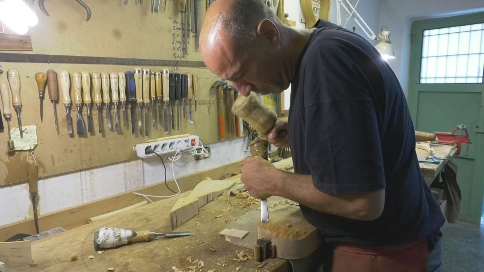 Le magie del liutaio lametino