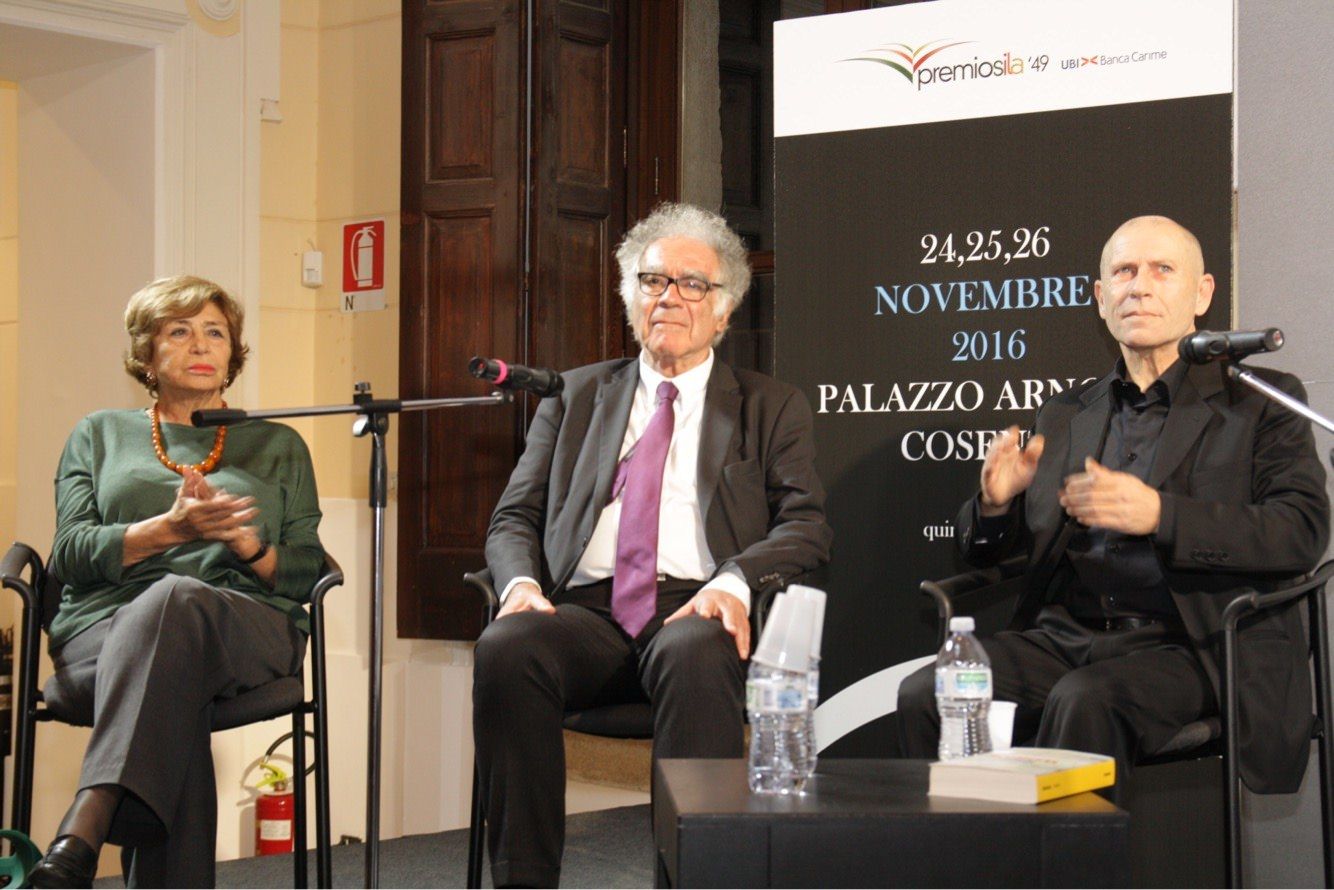 Fidel "irrompe" nella serata finale del Premio Sila '49