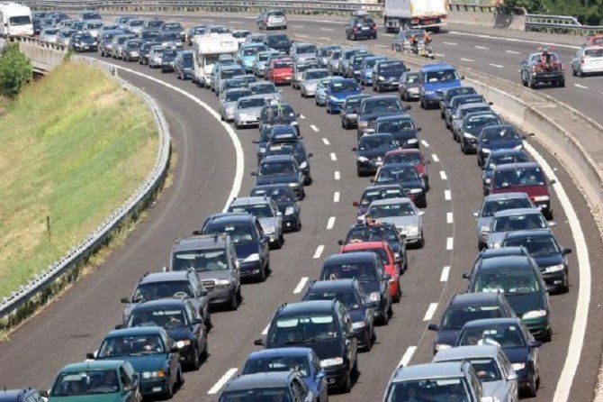 Controesodo: traffico intenso sull'intera rete autostradale