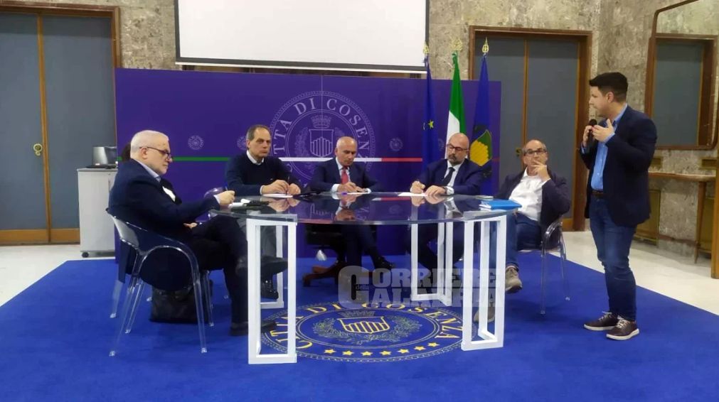 Amaco, corsa contro il tempo. Giunta Caruso e sindacati incalzano Occhiuto: subito un tavolo