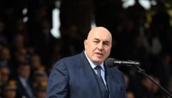 Crosetto: «Sto rientrando in Italia, polemiche vergognose»