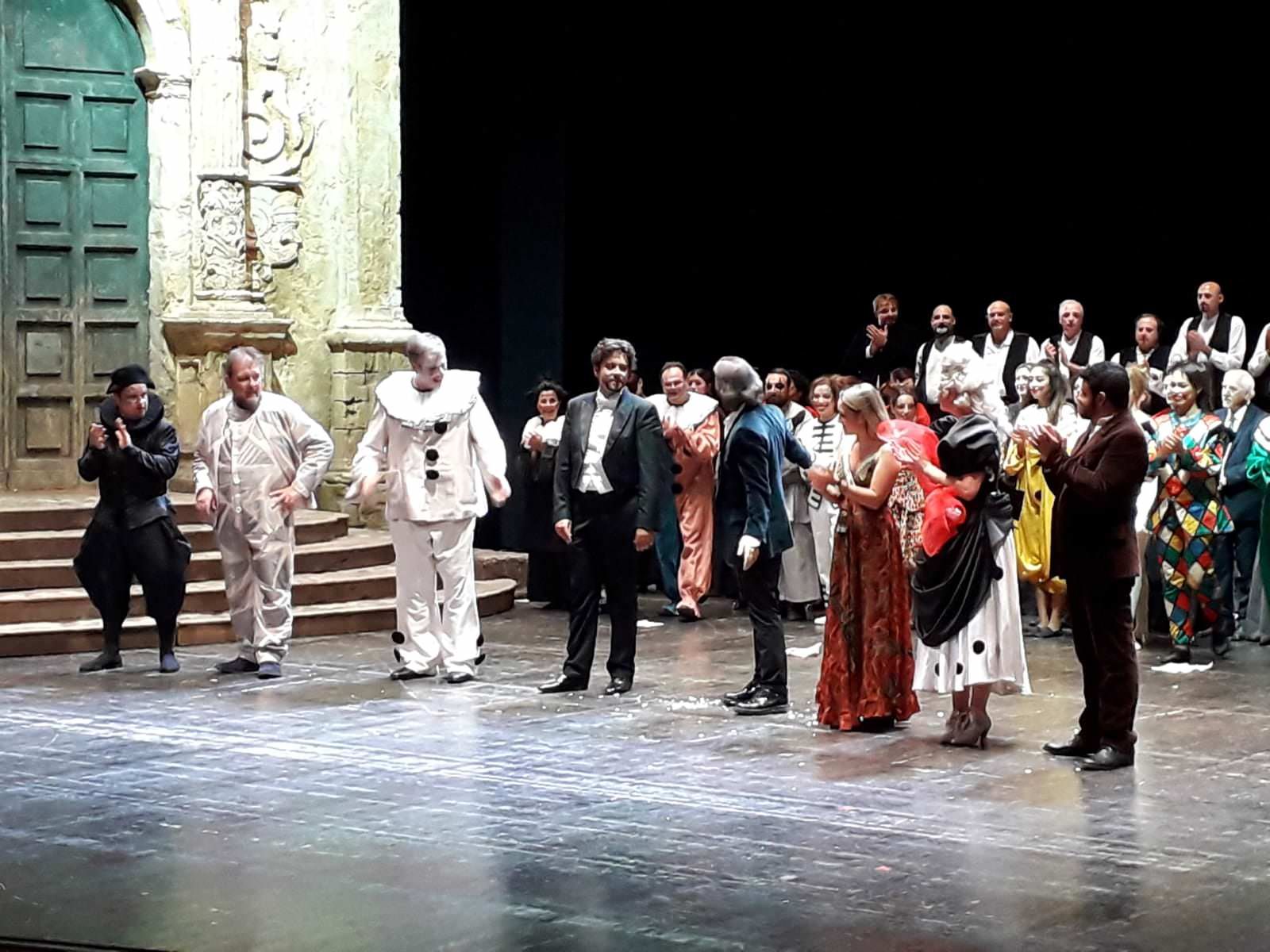 Cavalleria Rusticana e Pagliacci, si alza il sipario al Politeama