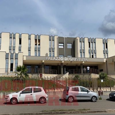 Falso in atti nel giudizio elettorale di Scala Coeli, in tre a processo