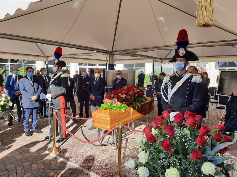 Aperta la camera ardente di Jole Santelli in Cittadella – FOTO E VIDEO