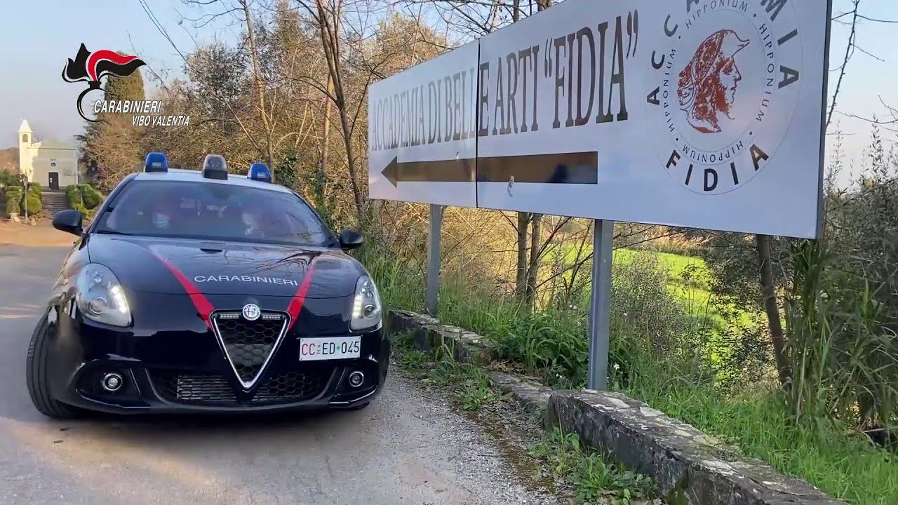 La fabbrica dei diplomi falsi, a Vibo chiesto il rinvio a giudizio per 72 indagati – NOMI