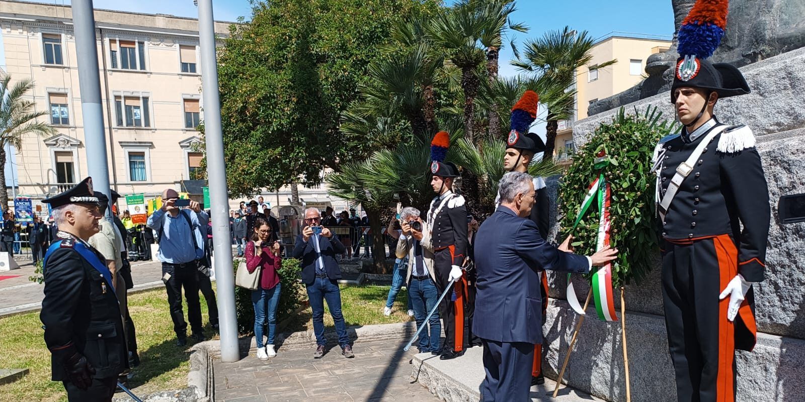 Catanzaro celebra la Festa della Repubblica: «Fare squadra per affrontare le sfide del futuro» – VIDEO E FOTO