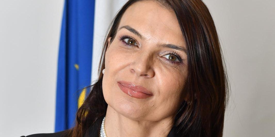 Rosellina Madeo deposita la proposta di legge sulla preservazione della fertilità per fini sociali