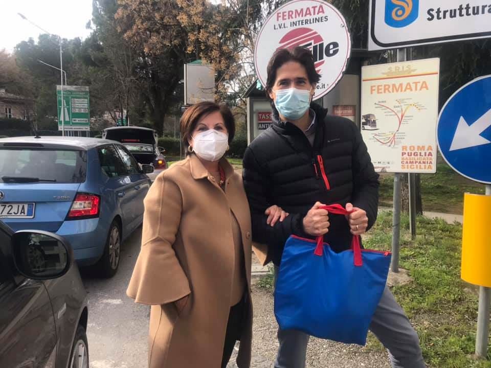 Da Gioiosa a Cosenza per donare latte materno. «Un dono per i piccoli ricoverati»