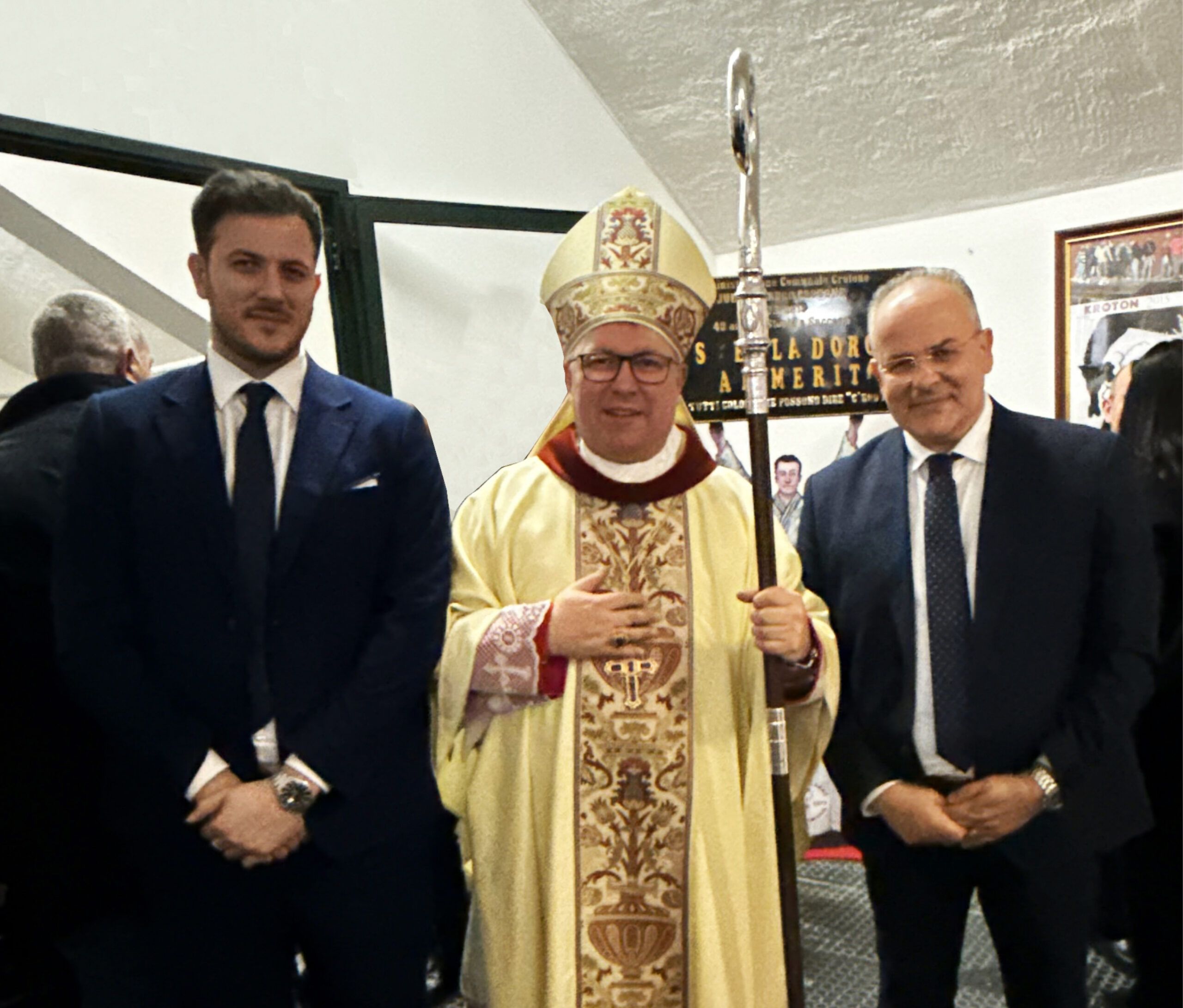 Affidato realizza il Pastorale per l’insediamento del nuovo vescovo di Crotone monsignor Alberto Torriani