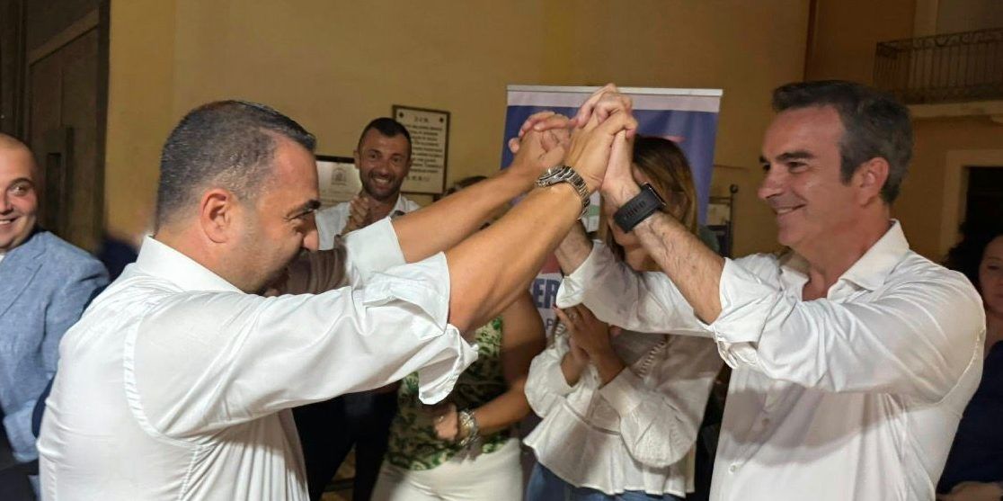 “Grazie Calabria. Adesso Reggio!”. La risposta (muscolare) di Forza Italia alla Lega