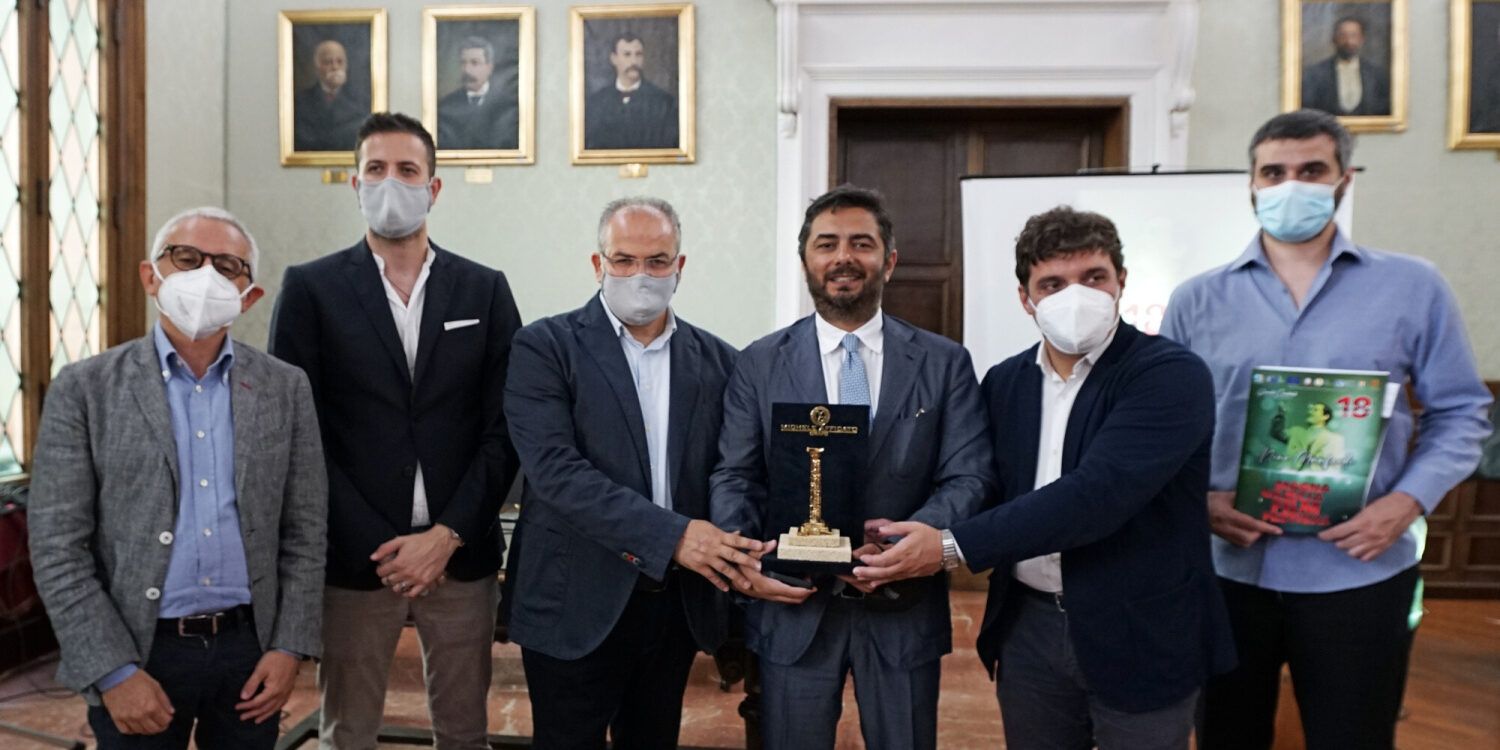 Le Colonne d’Oro di Affidato per il Magna Graecia Film Festival