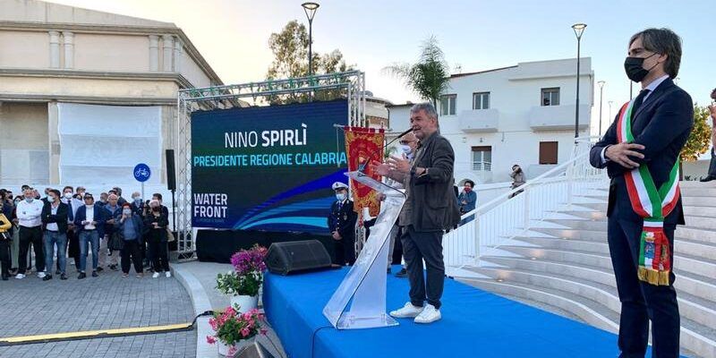 Reggio, inaugurato il Waterfront. Falcomatà: «Momento storico»