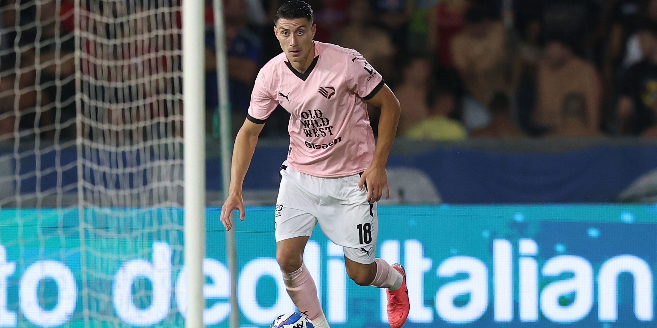 Cosenza, a Cremona vietato sbagliare (con un centrocampo in emergenza). Mercato: per la difesa spunta il nome di Nedelcearu