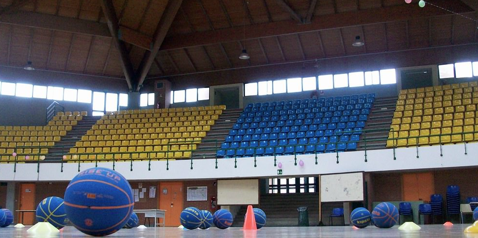 Centro vaccinale a Crotone, continua la ricerca di una struttura idonea