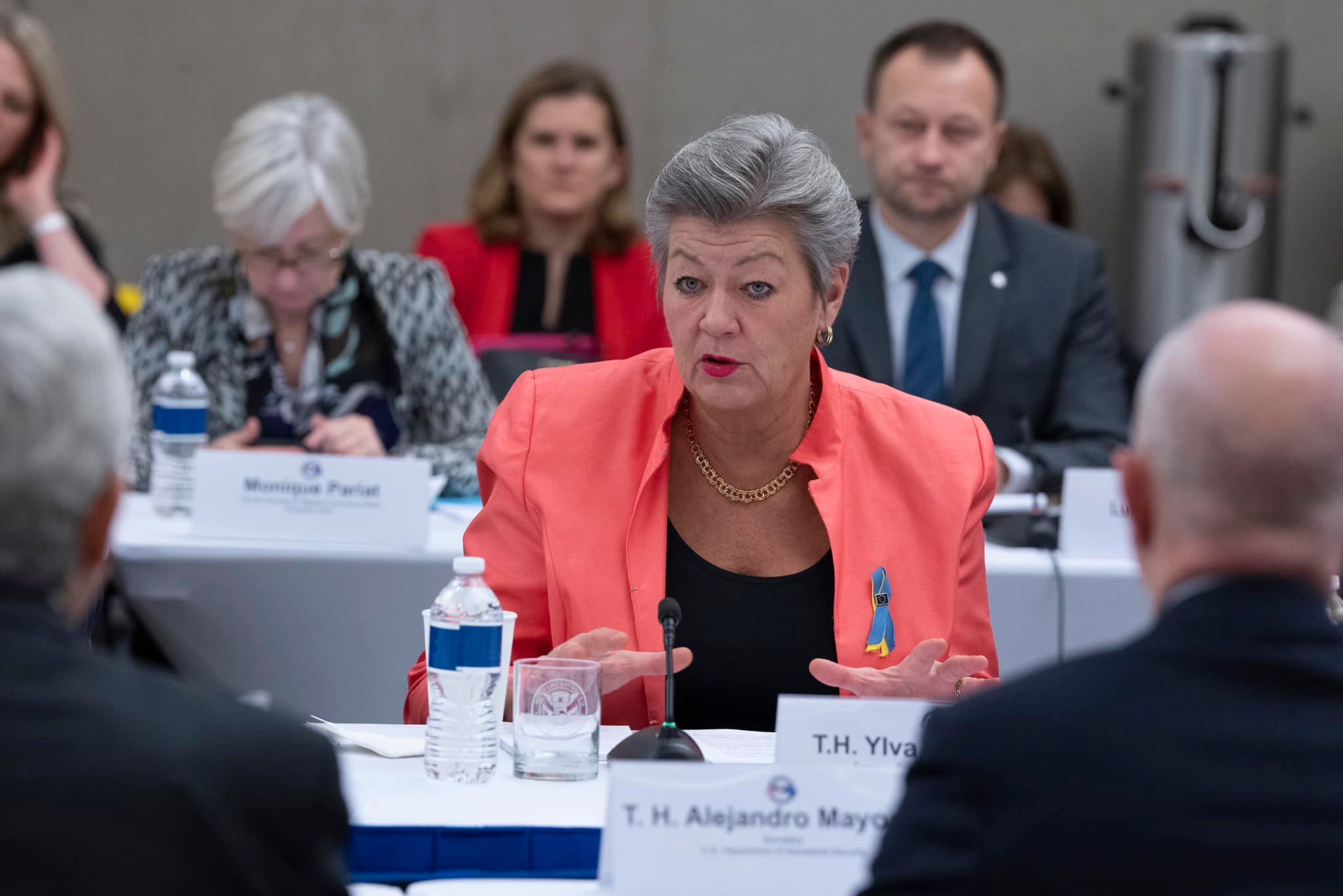 Naufragio a Cutro, la commissaria europea agli affari interni: «Una terribile tragedia umanitaria»