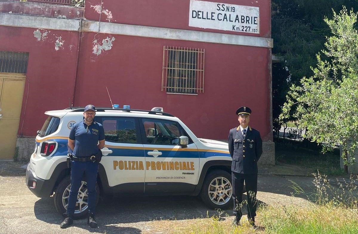 Cosenza, la polizia provinciale riacquisisce una casa cantoniera abusivamente occupata