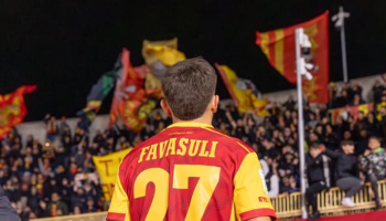 «Ricordi scolpiti nella mia mente». Il commovente saluto di Favasuli ai tifosi del Catanzaro