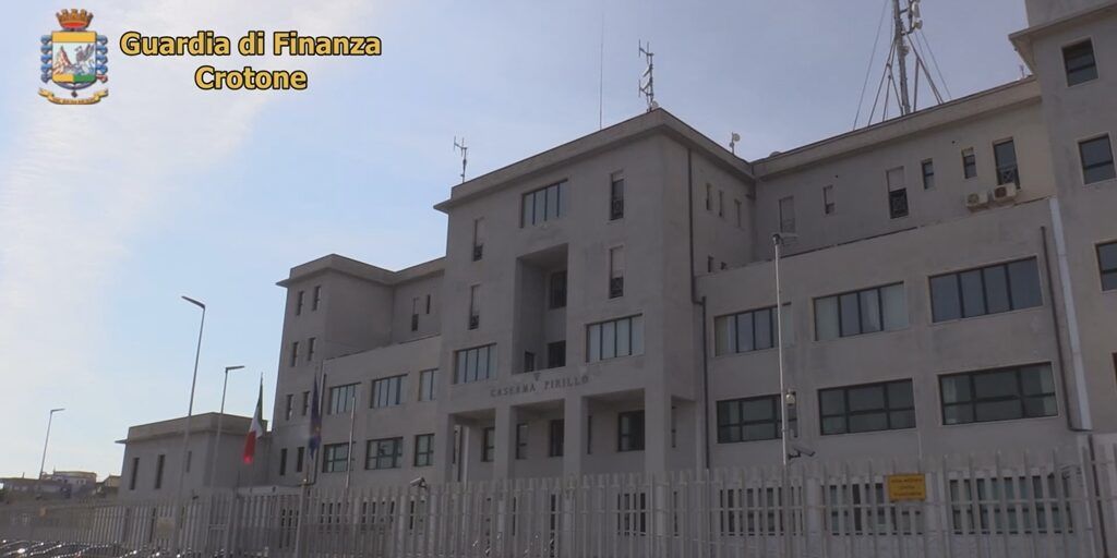 Guardia di Finanza di Crotone, 810 interventi e 352 indagini nel 2020