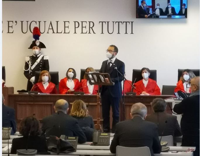 Bonafede a Lamezia: «Abbiamo realizzato in soli 5 mesi l’aula bunker»