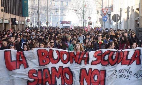 Scuola in piazza, la Calabria risponde presente