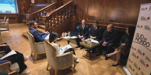 Galati i sud del mondo new york ok