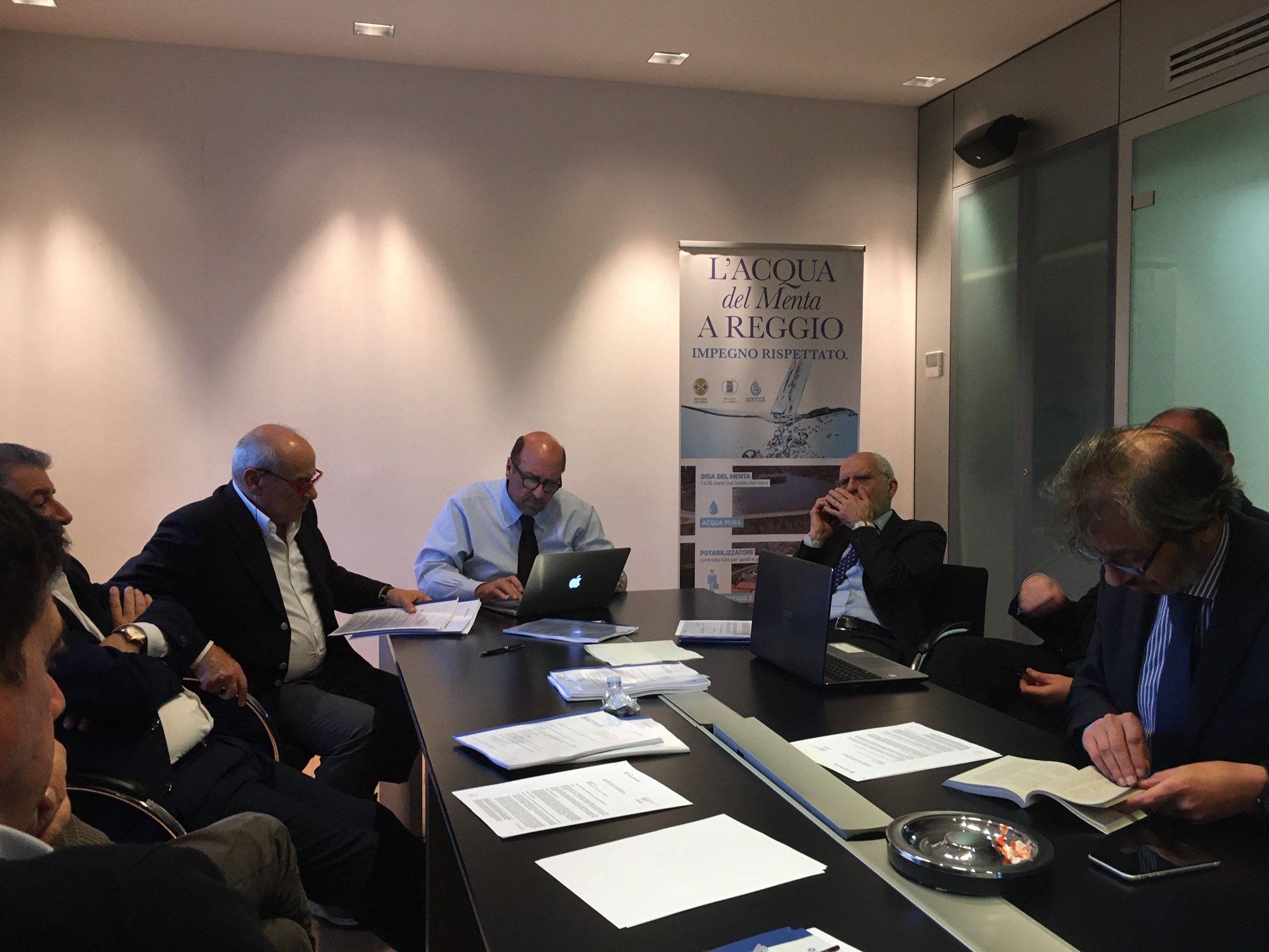 C'è l'accordo tra Regione e privati. «Sorical diventi pubblica»