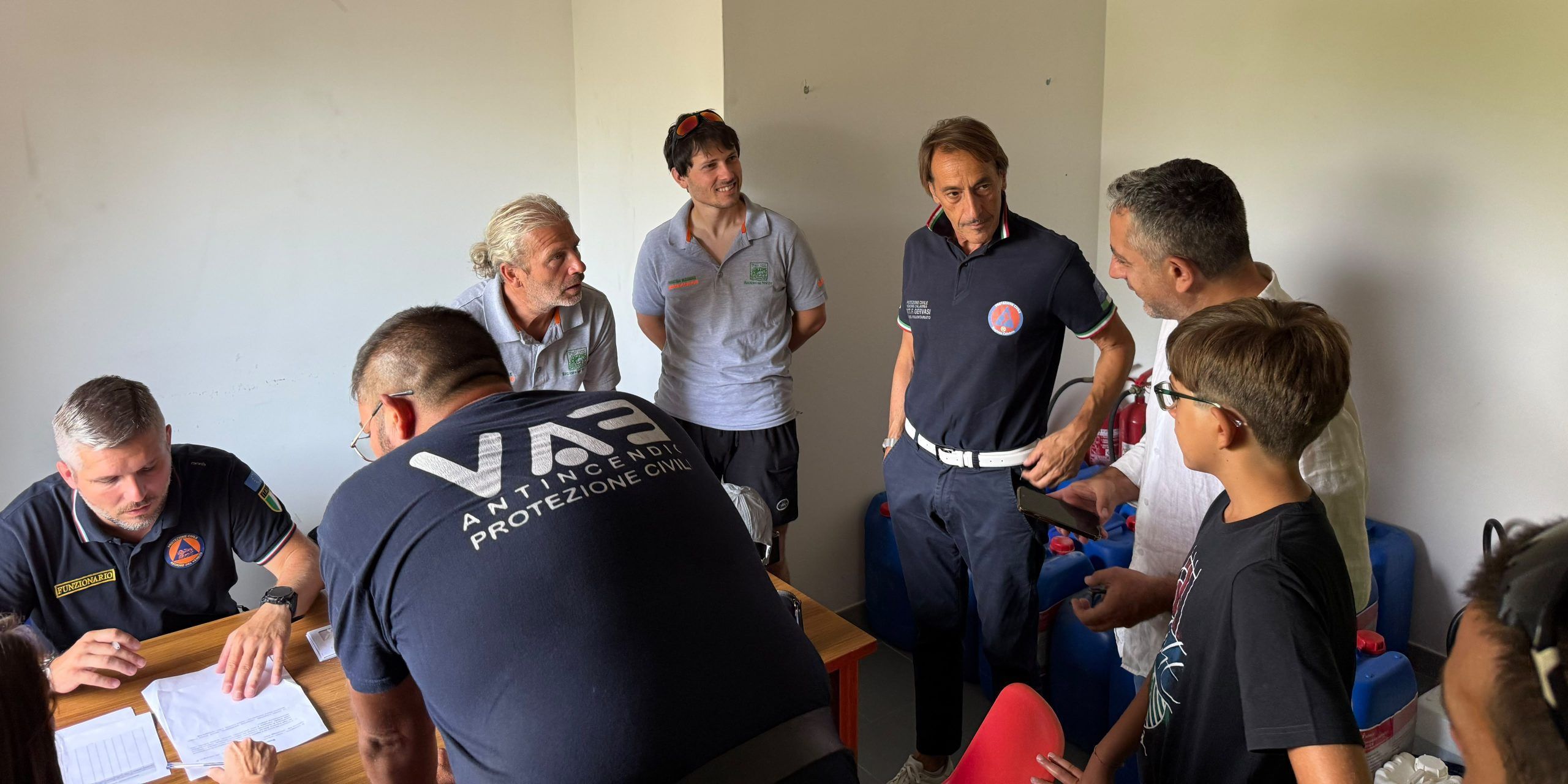 Incendi boschivi, a Cassano in campo la colonna mobile della Protezione Civile del Veneto – VIDEO