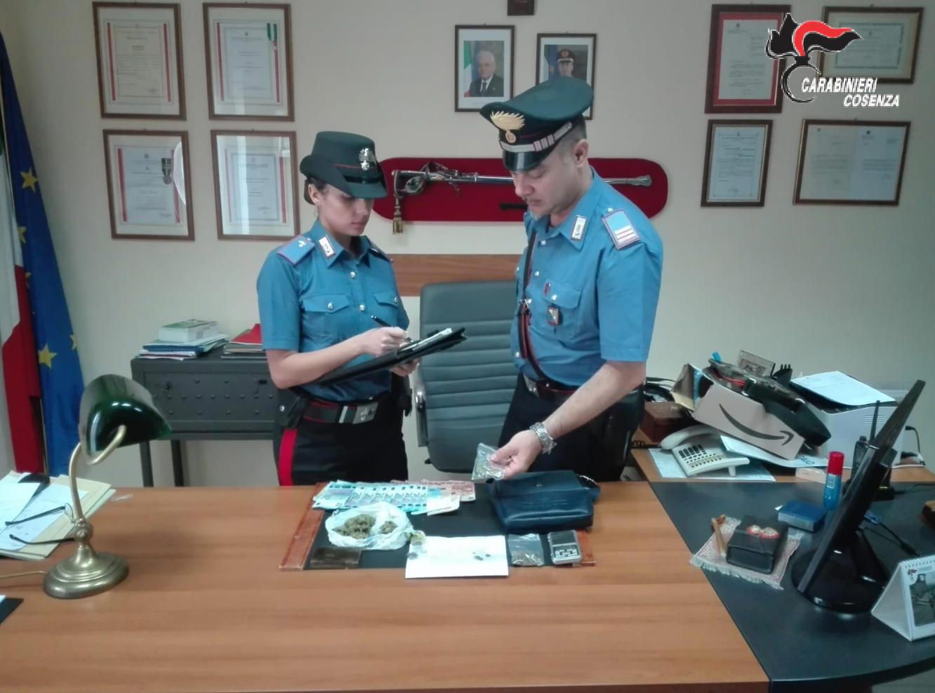 Movida coriglianese, operazione in piazzetta Portofino: arrestato 18enne per droga