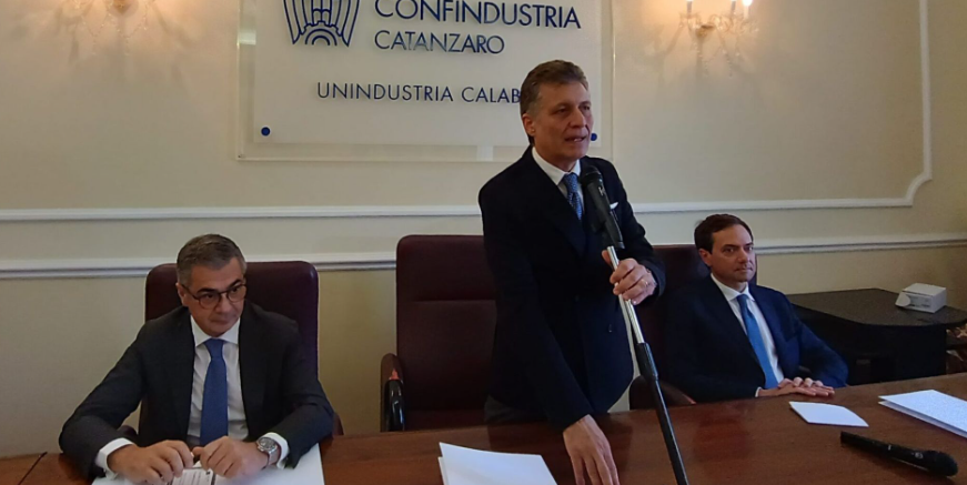 Zes, Romano: «Siamo pienamente operativi, è una rivoluzione copernicana. Buona la risposta delle aziende calabresi»