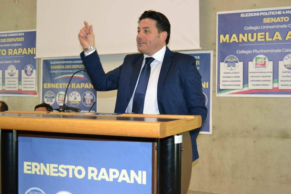 Corigliano Rossano, Rapani: «Presunti dirigenti illegittimi, Stasi spieghi alla città»
